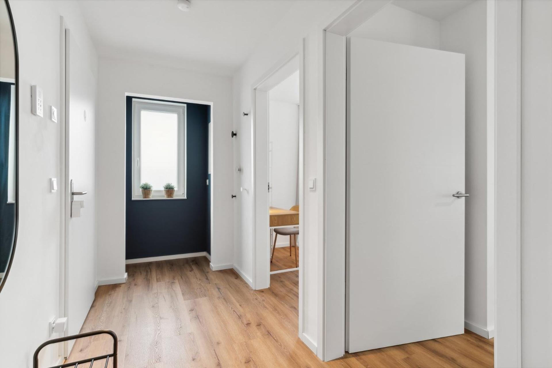 Deluxe Apartment In Bielefeld City Mit Parkplatz Und Balkon Exterior photo